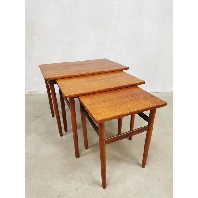 Mid-Century Danish Teak Mimiset Nesting Tables from Bijzettafels, Set of 3 For Sale - Image 4 of 4