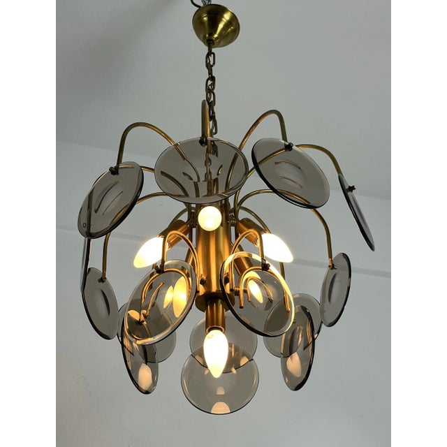 Gold Murano Glass and Brass Chandelier by Vistosi, 1970s For Sale - Image 8 of 12