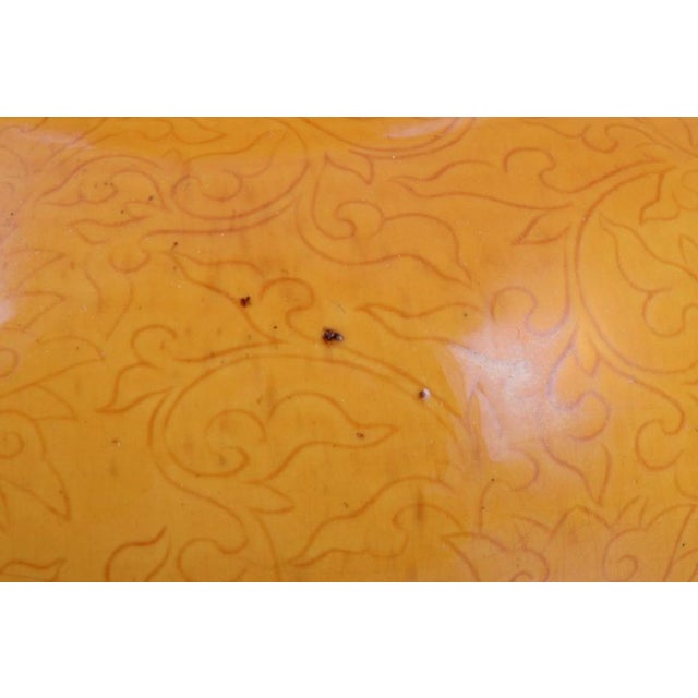Chinese Double Gourd-Shaped Vase in Ochre Yellow Glazed Porcelain For Sale - Image 9 of 10