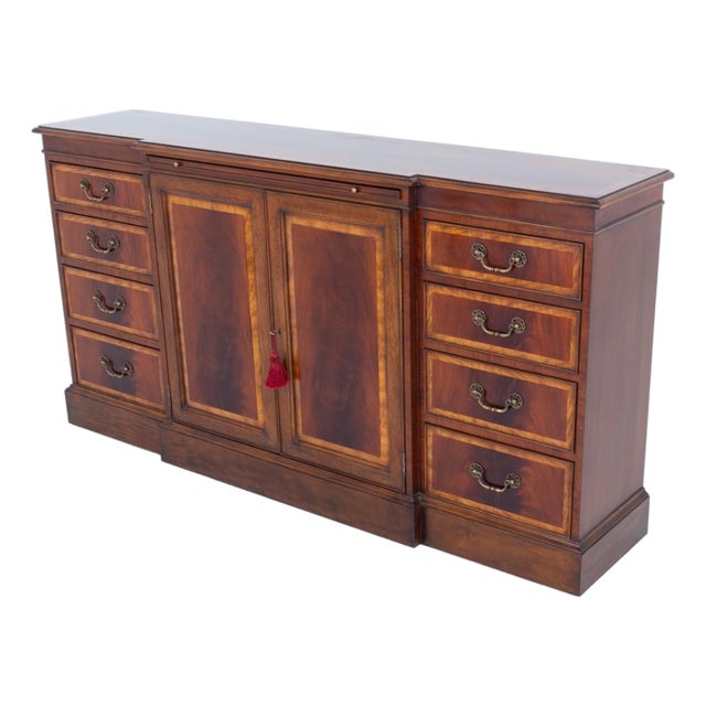 Georgian Sideboard in Mahogany, 1920s For Sale