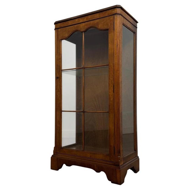 2000 - 2009 20th Century Burr Walnut Collector's Display Cabinet For Sale - Image 5 of 11