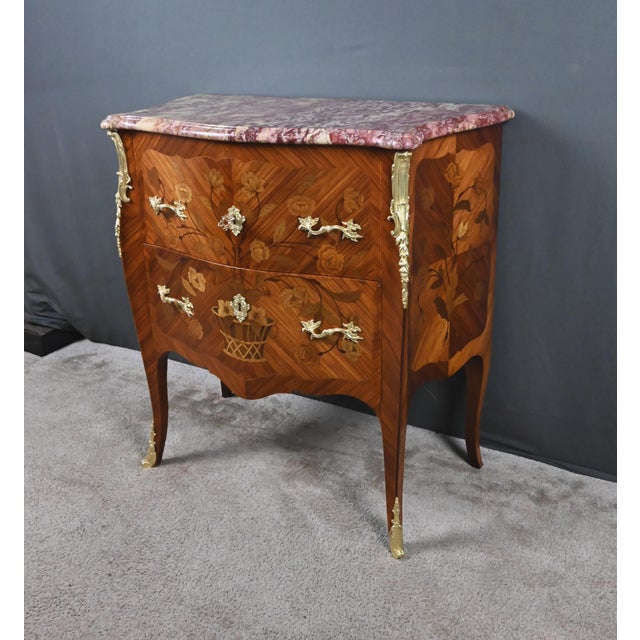 Small Louis XV Style Marquetry Commode, 1900s For Sale - Image 4 of 18
