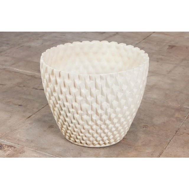 Mid-Century Modern David Cressey Phoenix-1 Planter in White Glaze for Architectural Pottery For Sale - Image 3 of 12