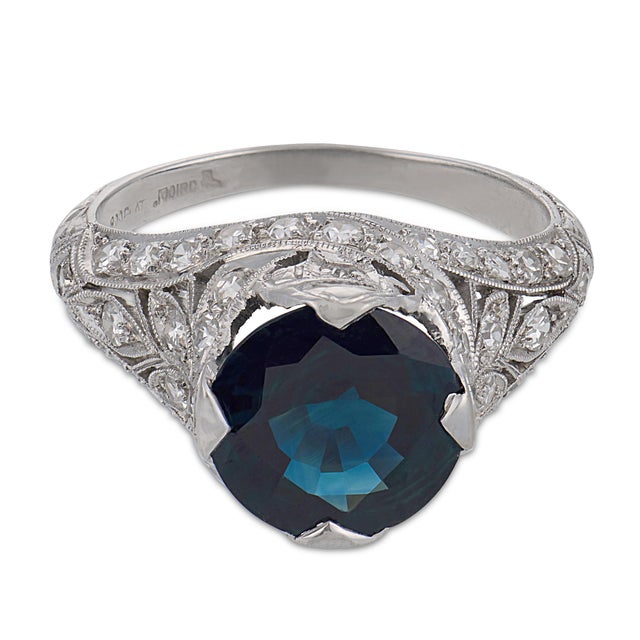 Art Deco 1930s Art Deco Gia 2.60 Carat No Heat Sapphire Diamond Platinum Filigree Ring, Size 5.25 For Sale - Image 3 of 8