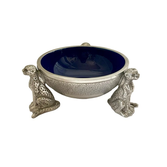 This beautiful silver aluminum bowl with a cheetah pattern is perfect for serving snacks and appetizers. The enameled...