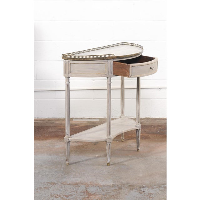 French Console W/Brass Gallery & Marble Top For Sale In Atlanta - Image 6 of 13