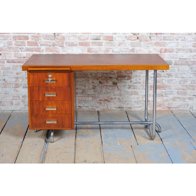 1930s Bauhaus Writing Desk in Oak and Chrome attributed to Hynek Gottwald, Czechia, 1930s For Sale - Image 5 of 15