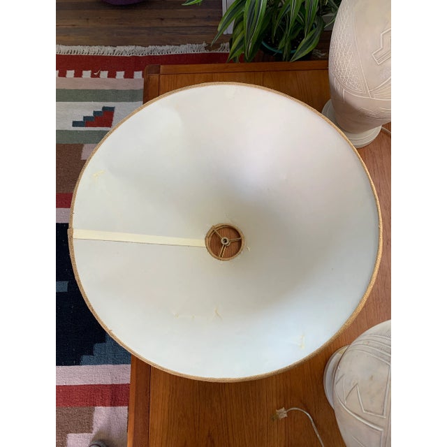 1980s Vintage Casual Lamps of California Tribal Bird Abstract White Plaster Lamps- a Pair For Sale - Image 12 of 13