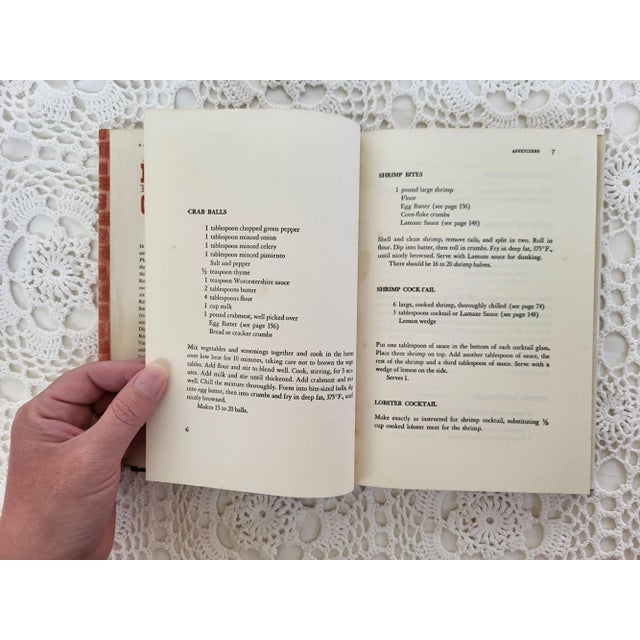 Paper The Old Original Bookbinder’s Restaurant Cookbook by Charlotte Adams, 1961 For Sale - Image 7 of 12