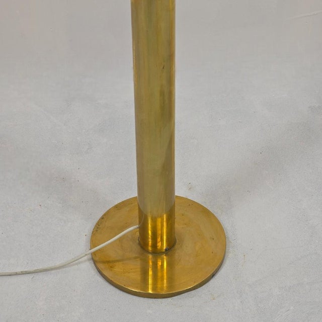 Floor Light in Brass and Glass attributed to Gaetano Sciolari for Sciolari, 1970s For Sale - Image 6 of 10