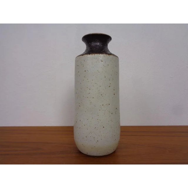 Minimalist Stoneware Vase by Bruno Gambone, Italy, 1970s For Sale - Image 12 of 12