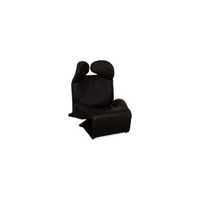 Wink Vegan Leather Armchair by Toshiyuki Kita for Cassina For Sale - Image 6 of 6