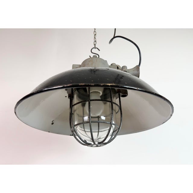 Industrial Black Enamel and Cast Iron Cage Pendant Light from Elektrosvit, 1960s For Sale - Image 13 of 18