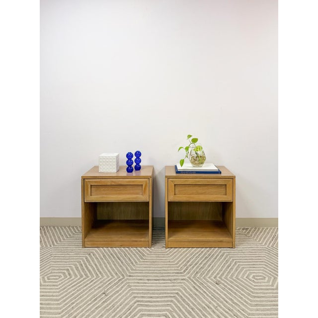 Tan Mid 20th Century Thomasville Blonde Oak Nightstands Pair of Vintage Drawers Storage For Sale - Image 8 of 17