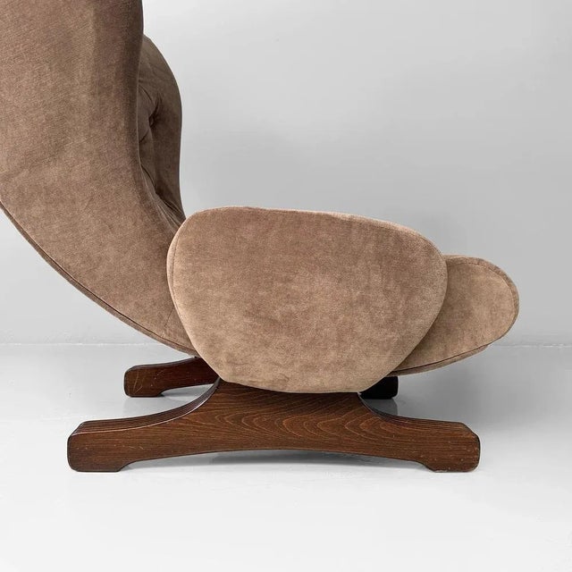 Italian Modern Chair in Brown Velvet and Wood by Guido Bonzanini for Tecnosalotti, 1970s For Sale - Image 15 of 18