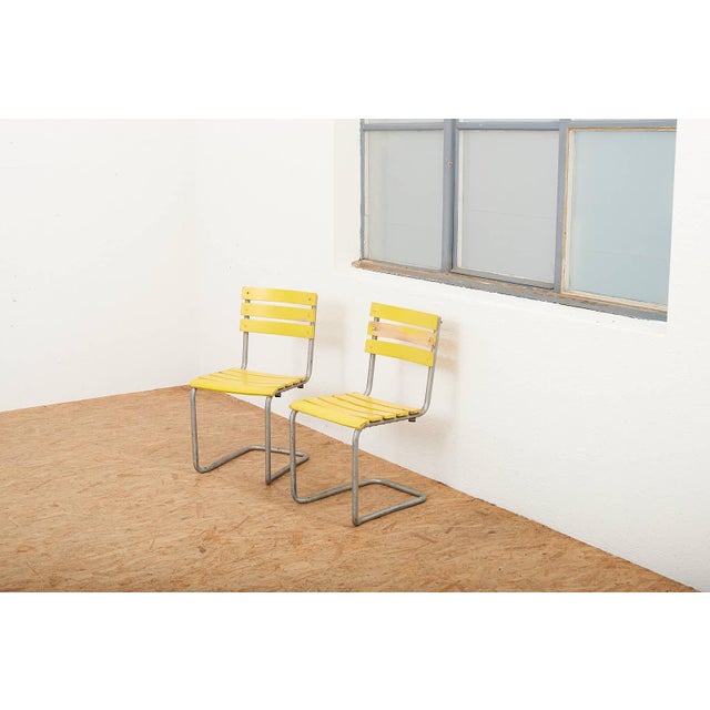 Stackable Yellow Model 1023 Garden Chair Set in Galvanized Steel Tubing and Wooden Slats by Embru, 1934, Set of 2 For Sale - Image 12 of 14