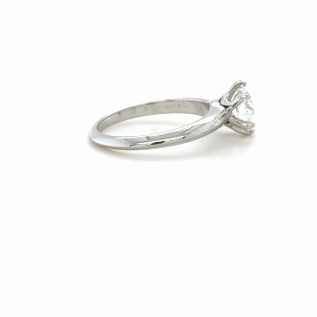 Contemporary Tiffany & Co. Platinum Engagement Ring 1.25ct Diamond Size 6 Platinum For Sale - Image 3 of 6
