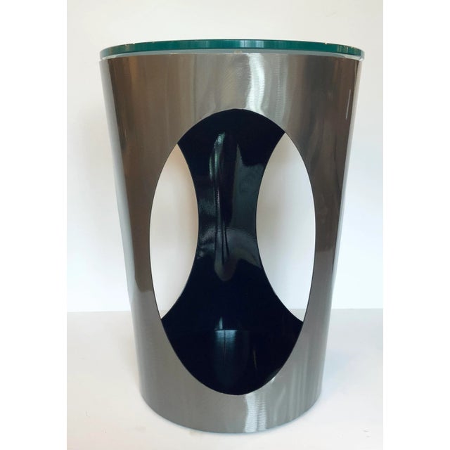 Original Retail $1425, stylish Johnston Casual Stainless Steel Round Urban End Table, thick glass top, showroom floor sample