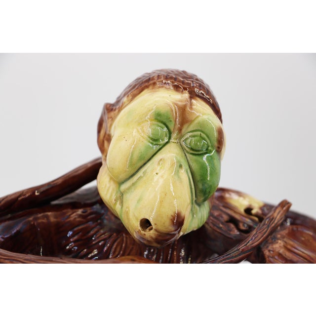 19th Century Monkey Playing Violin, Portuguese Palissy Ware For Sale - Image 12 of 15