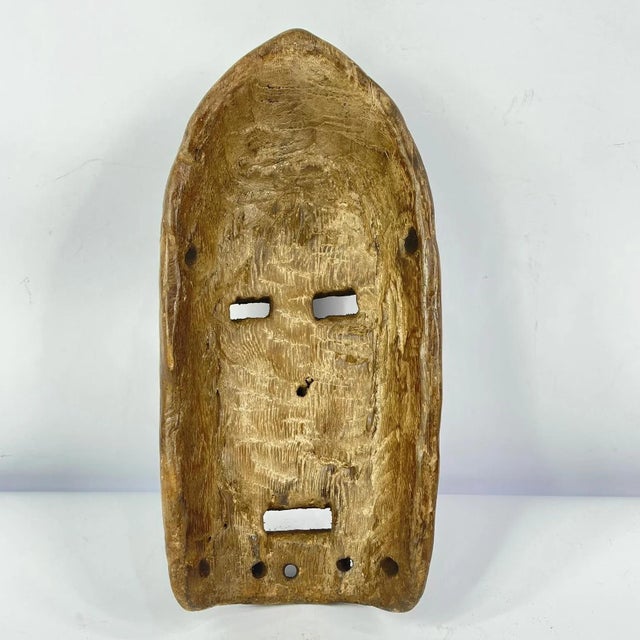 Early 20th Century Kumu Wooden Mask For Sale - Image 4 of 6