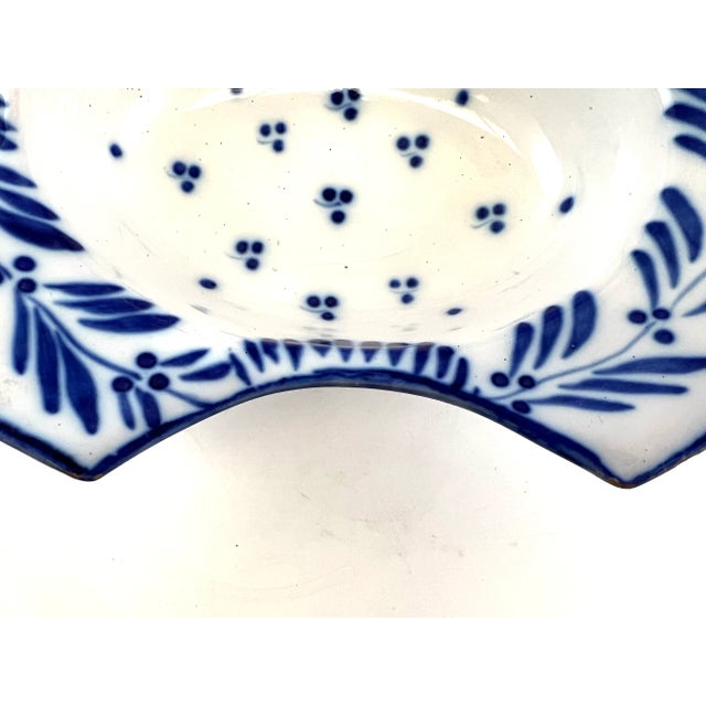 Earthenware Shaving Bowl from Saint Clement For Sale - Image 4 of 8