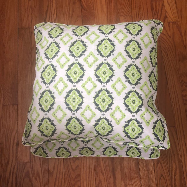 2010s Contemporary Green & Blue Hand-Printed Linen Pillow Covers- a Pair For Sale - Image 5 of 5