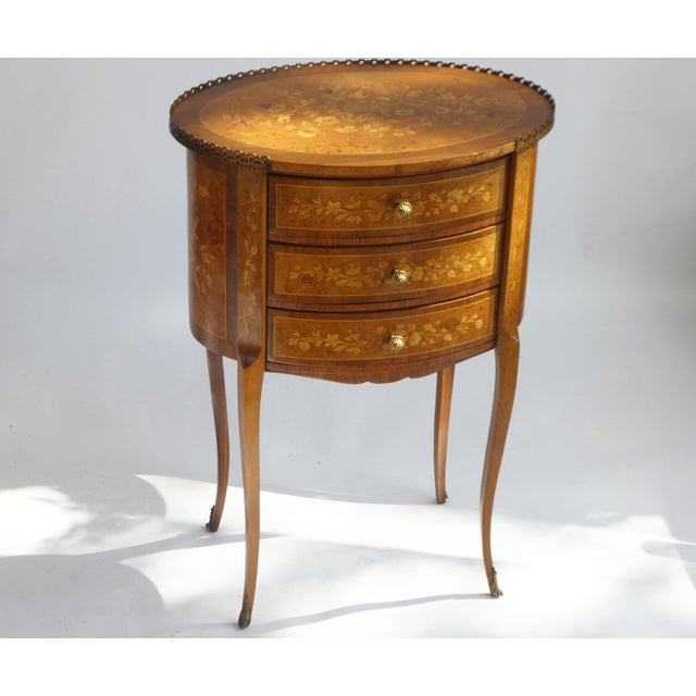 1920s French Louis XV Nightstand with Drawers and Floral Details, 1920s For Sale - Image 5 of 14