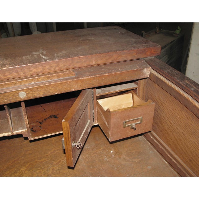 Brown Antique Roll Top Quarter Sawn Oak Wooden Desk For Sale - Image 8 of 15