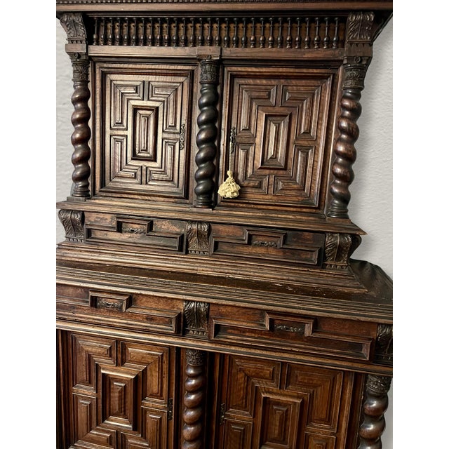 Early 18th Century Early Carved Walnut Duex Corps Buffet For Sale In Baltimore - Image 6 of 8