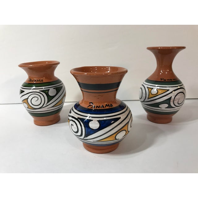 Late 20th Century Panama Tera Cotta Hand Painted Vases - Set of 3 For Sale - Image 12 of 13