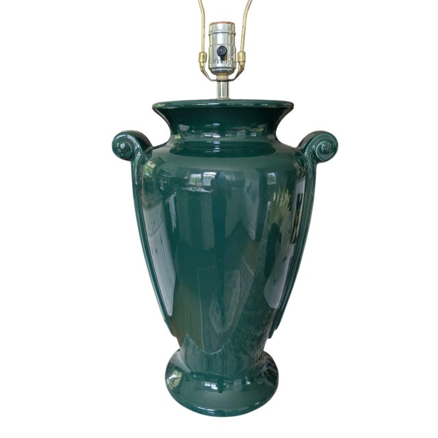 Hollywood Regency Vintage Neoclassical Green Ceramic Table Lamp For Sale - Image 3 of 14
