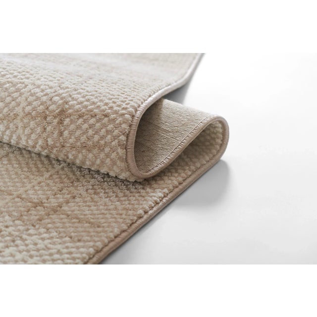 Momeni Talia Beige Machine Made 2'3" X 8' Runner For Sale - Image 9 of 9