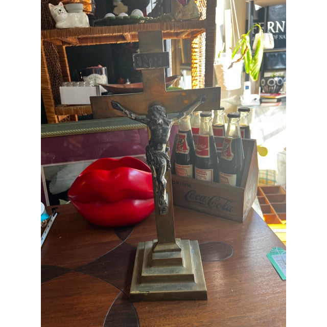Metal 1970s Large Heavy Brass Crucifix For Sale - Image 7 of 12