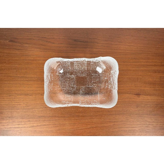 Vintage Swedish Glass Bowl by Christer Sjögren for Lindshammar Glasbruk, 1970s For Sale - Image 3 of 12