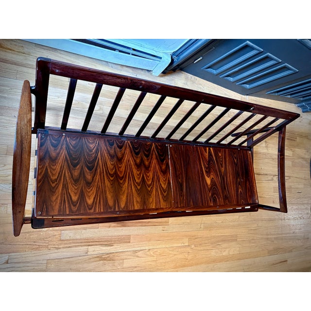 Mid-Century Danish Modern Rosewood 3-Seater Sofa With Cathedral Grain For Sale - Image 4 of 9