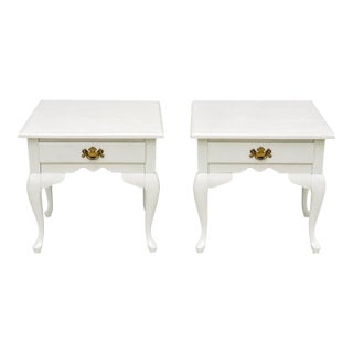Late 20th Century Pair End Side Tables White Painted Queen Anne Style For Sale