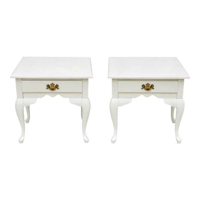 Late 20th Century Pair End Side Tables White Painted Queen Anne Style For Sale