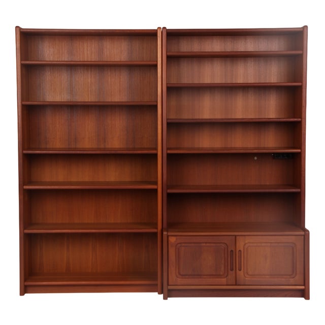 Vintage Teak Bookcase with Removable Shelves, 1970s For Sale