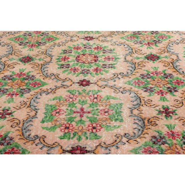 Mid 20th Century Vintage Turkish Sivas Rug - 05'00 x 06'07 For Sale - Image 5 of 9