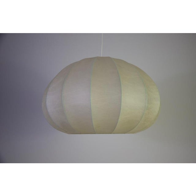Plastic Mid-Century Round Cocoon Pendant Lamp, Italy, 1960s For Sale - Image 7 of 13