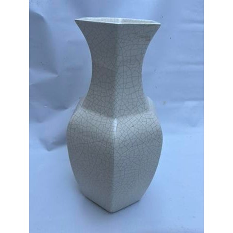 Chinoiserie Chinese Crackle Finish Porcelain Vase For Sale - Image 3 of 11