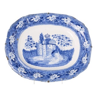 Earthenware Serving Dish from Miragaia, 19th Century For Sale