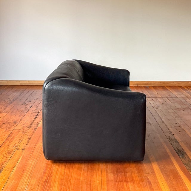 Attributed De Sede Ds47 Leather Love Seat 1970s Buffalo Leather, Ueli Berger For Sale In Portland, OR - Image 6 of 13