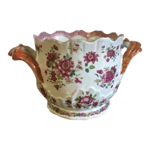 Antique 18th Century Rococo Chinese Export Qianlong Porcelain Bottle Cachepot in Famille Rose Palette