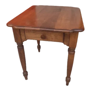 20th Century Traditional Nichols & Stone Mahogany End Table