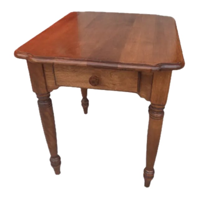 20th Century Traditional Nichols & Stone Mahogany End Table RDV For Sale
