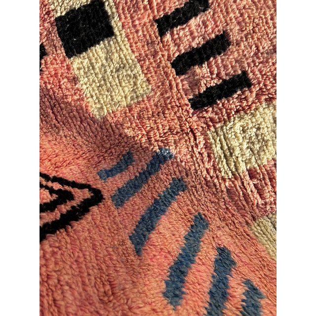 Moroccan Boujad Wool Rug, 1990 For Sale - Image 4 of 12