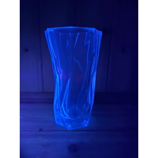 2000 - 2009 Art Deco Style Modernist Cubist Lead Crystal Glass Vase For Sale - Image 5 of 5