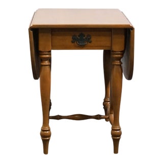 Ethan Allen Heirloom Nutmeg Maple Colonial Early American 35" Drop Leaf Pembroke Accent End Table 10-8544 For Sale