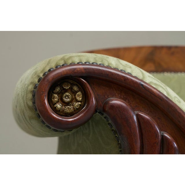 Sculptural Regency Sofa in Figured Mahogany Veneer and Velvet, 1800s For Sale - Image 5 of 11